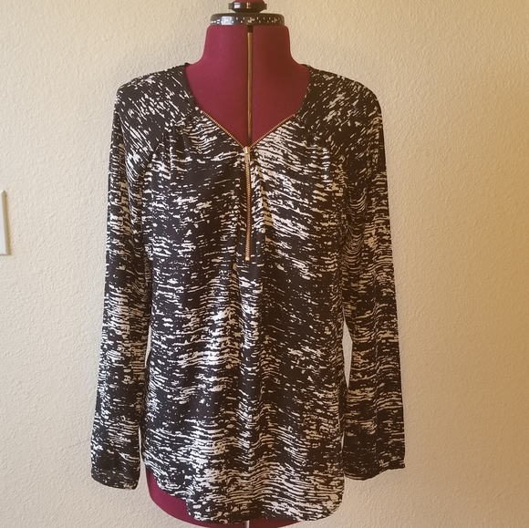 Exhilaration quarter zip graphic long sleeve shirt - Picture 2 of 7